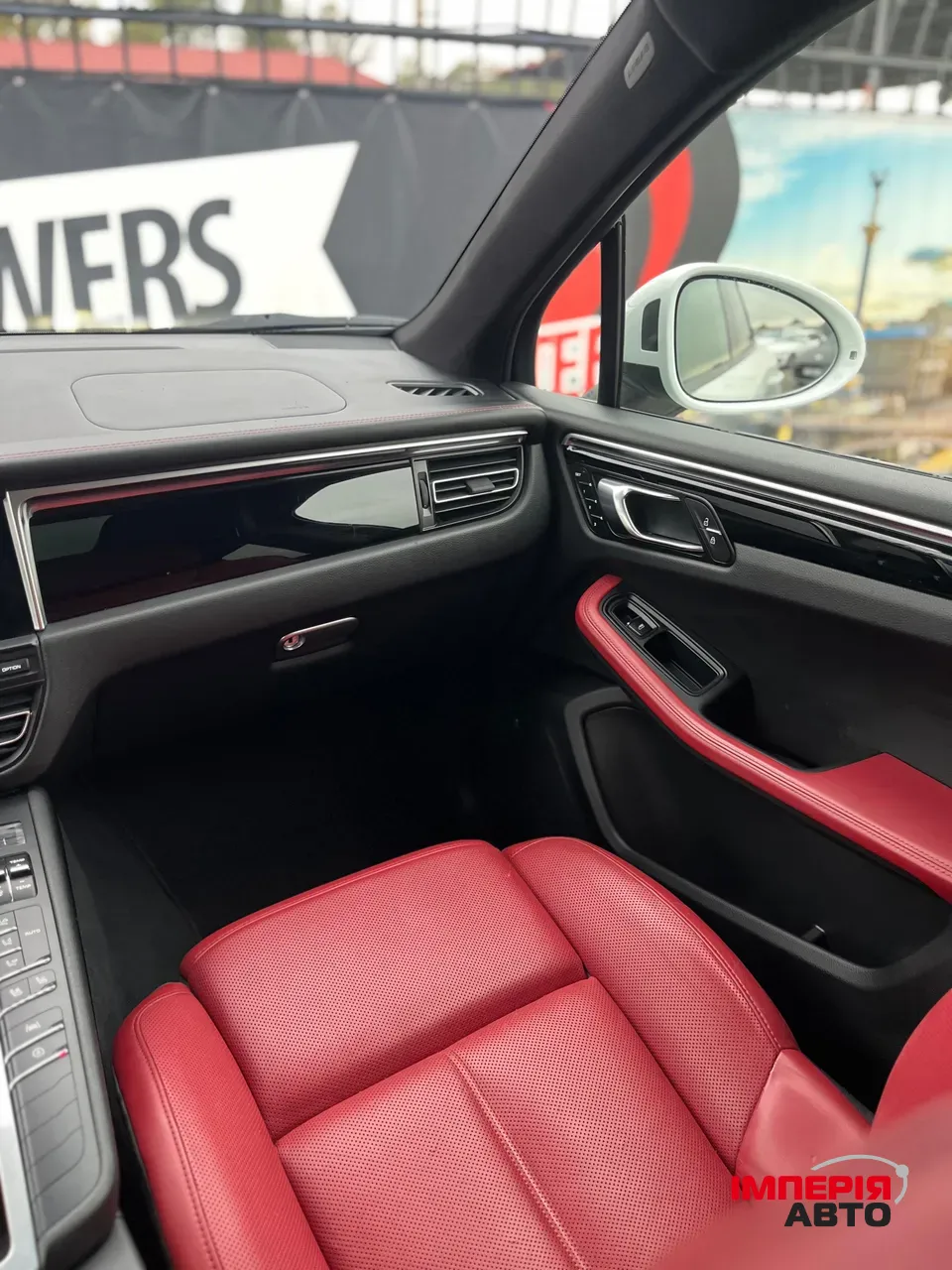 Porsche Macan - фото 11