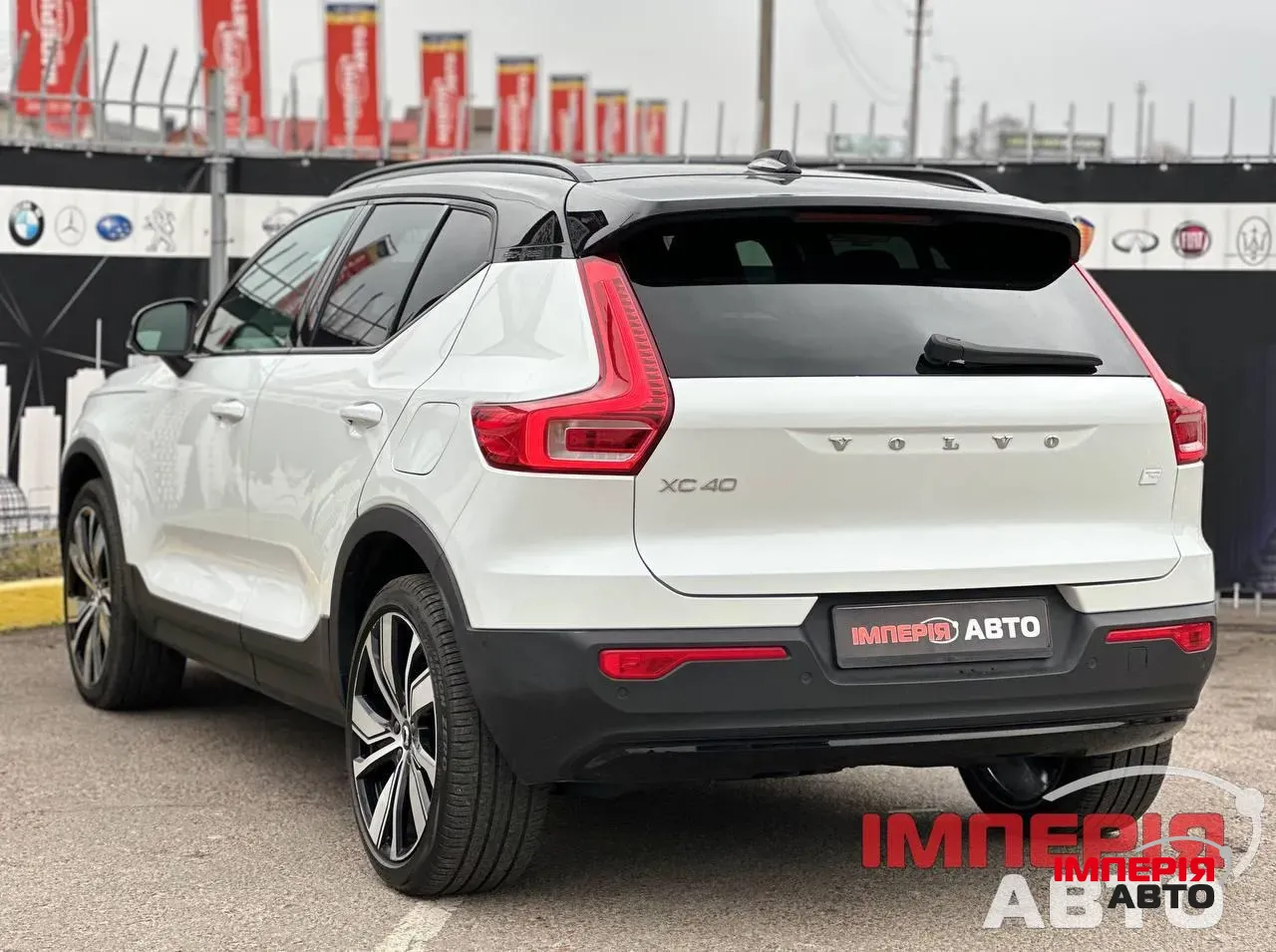 Volvo XC40 - фото 5