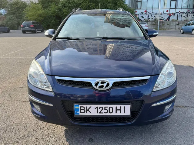 Hyundai i30 - фото 2