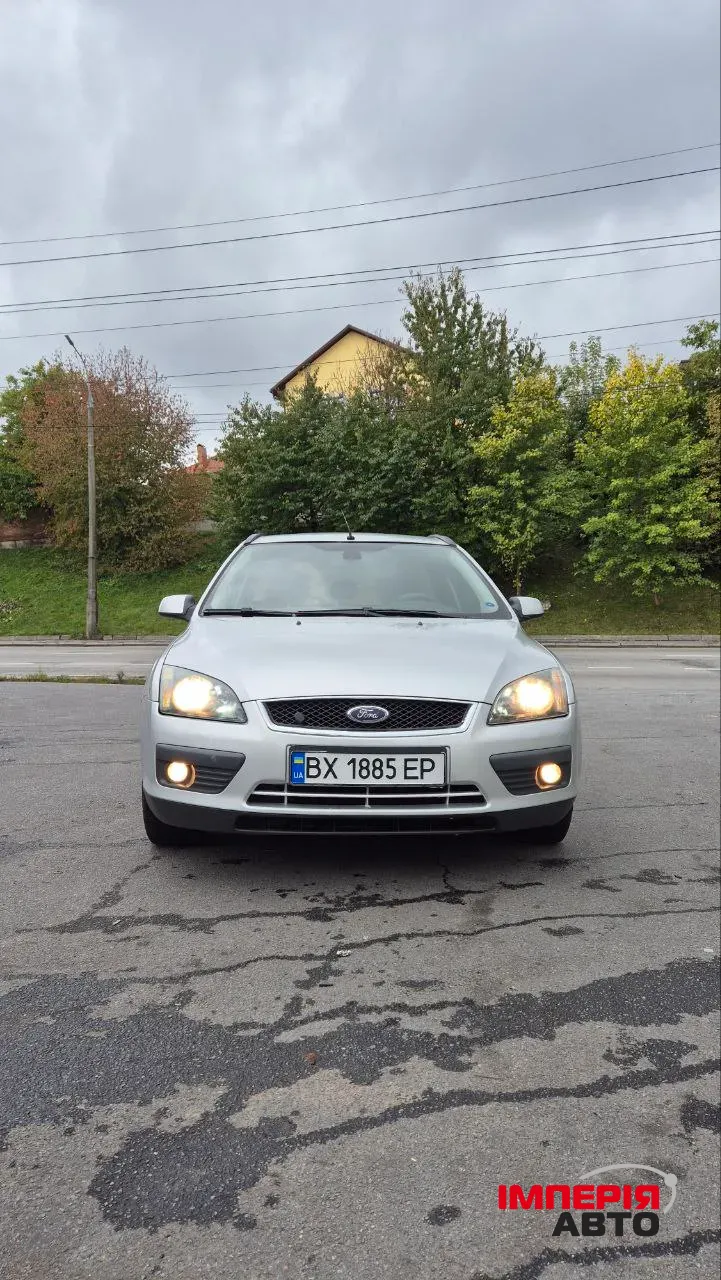 Ford Focus - фото 2