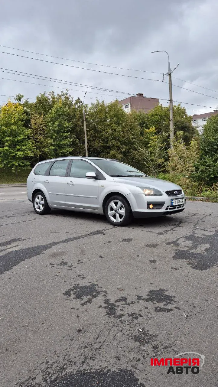 Ford Focus - фото 6