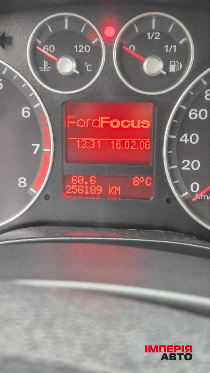 Ford Focus - фото 15