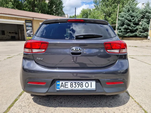 Kia Rio - фото 3