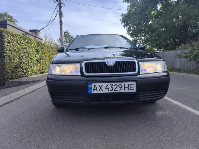 Skoda Octavia - фото 5