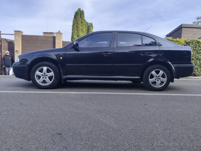 Skoda Octavia - фото 2