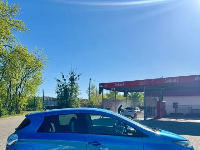 Renault ZOE - фото 4