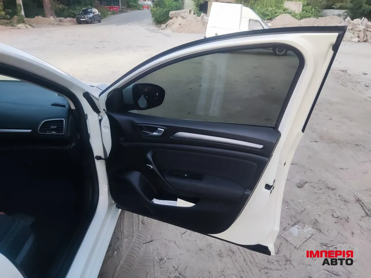 Renault Megane - фото 13