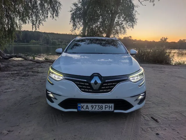 Renault Megane - фото 2