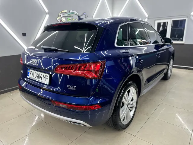 Audi Q5 - фото 2