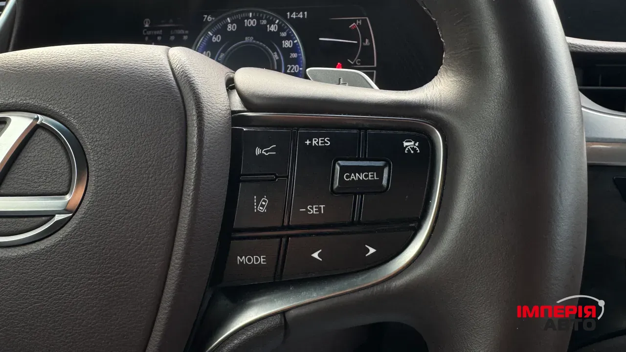 Lexus ES - фото 22