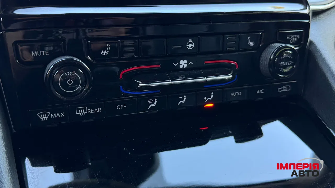 Jeep Grand Cherokee - фото 27