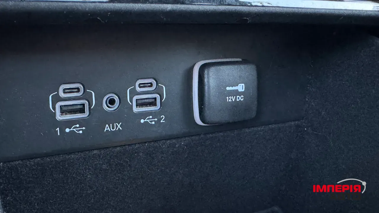 Jeep Grand Cherokee - фото 29