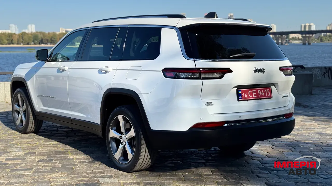 Jeep Grand Cherokee - фото 5