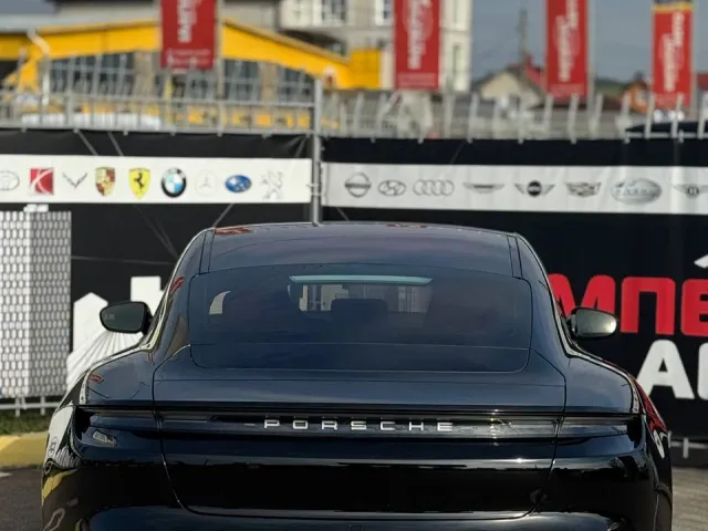 Porsche Taycan - фото 5