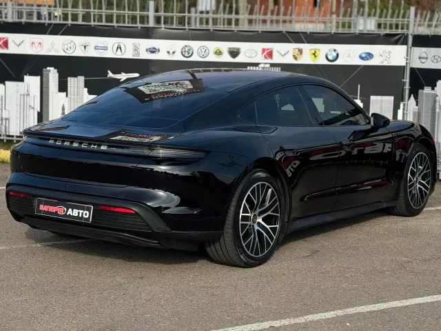 Porsche Taycan - фото 4