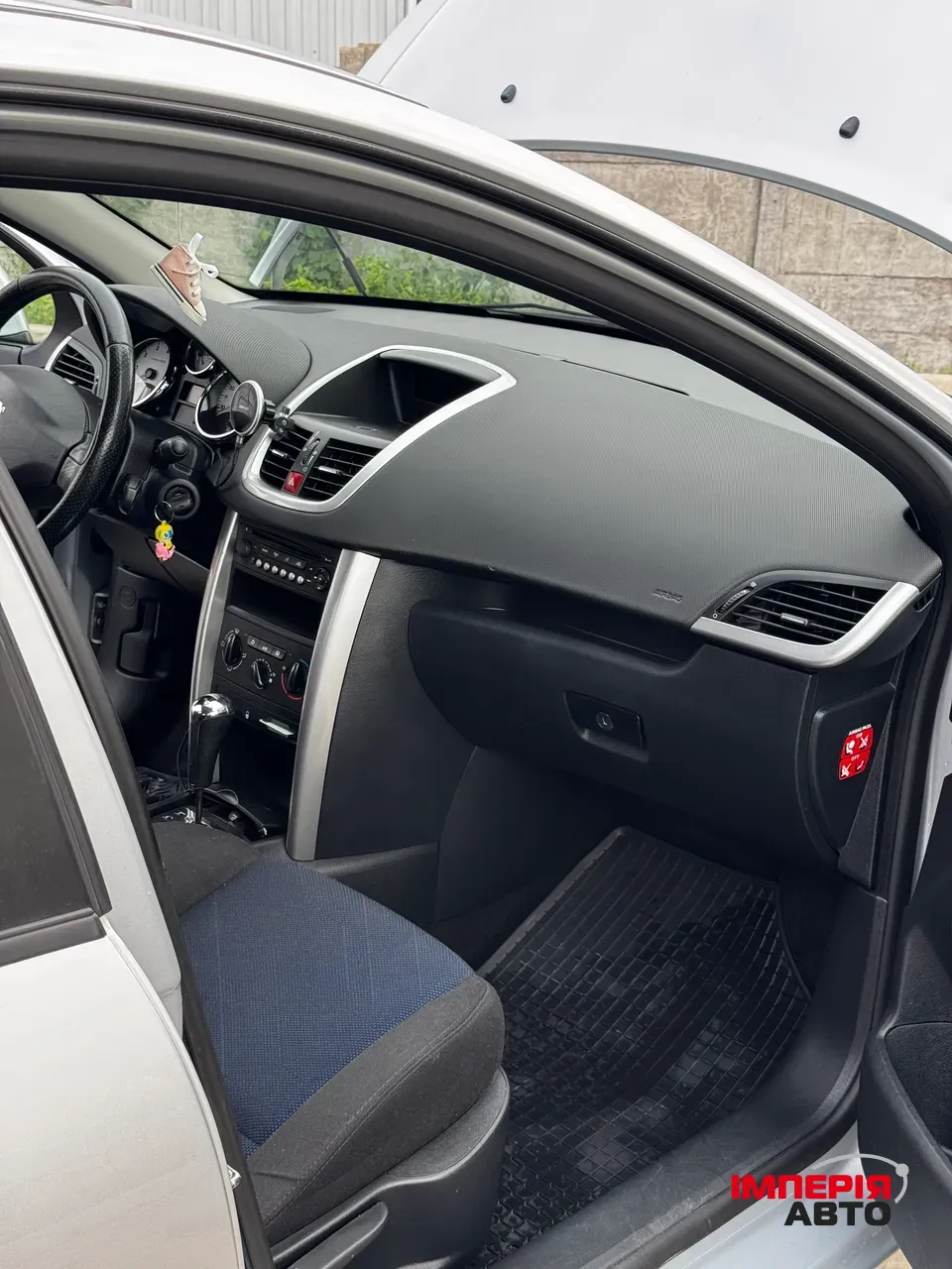 Peugeot 207 - фото 14