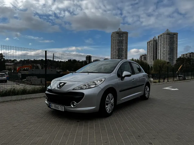 Peugeot 207 - фото 1