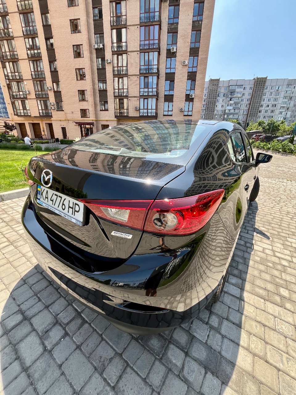 Mazda 3 - фото 4