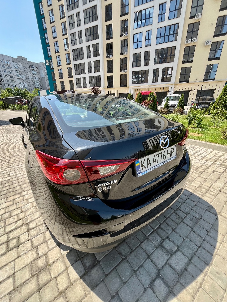 Mazda 3 - фото 13