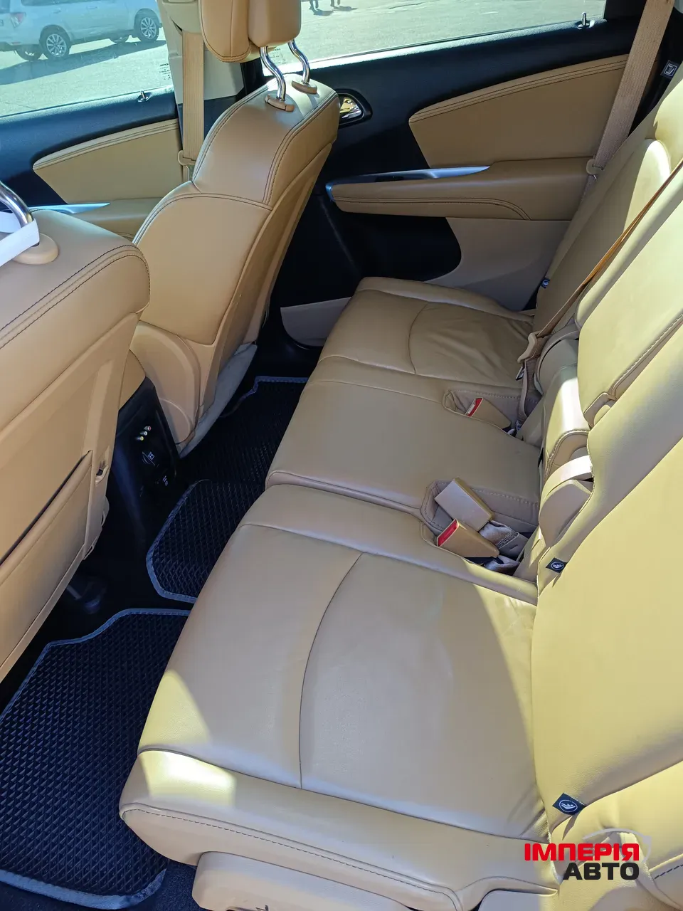 Dodge Journey - фото 11