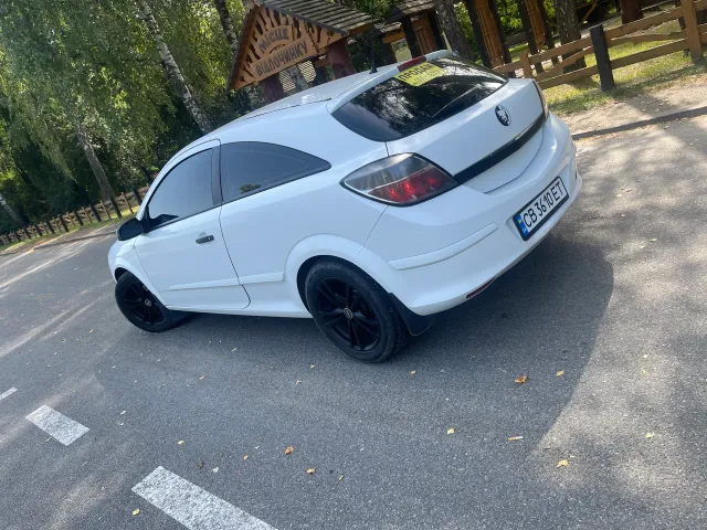 Opel Astra - фото 3