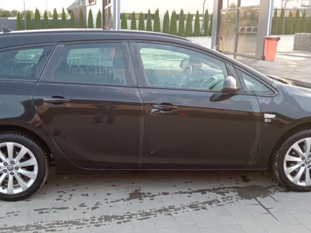 Opel Astra - фото 5