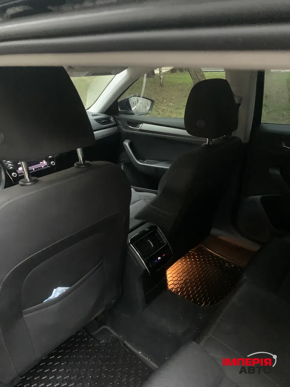 Skoda Superb - фото 16