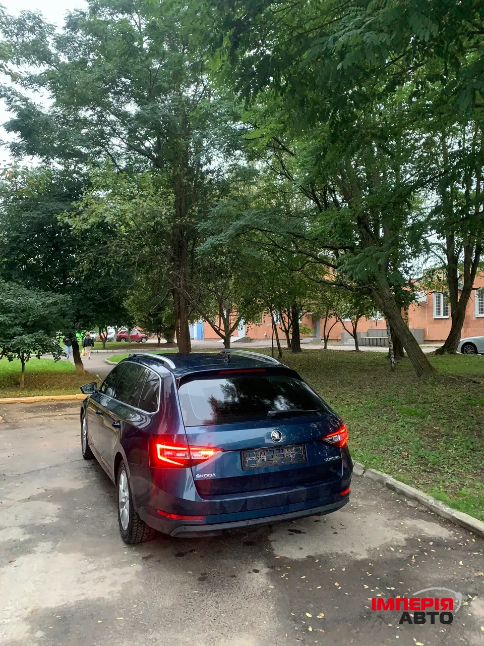 Skoda Superb - фото 9