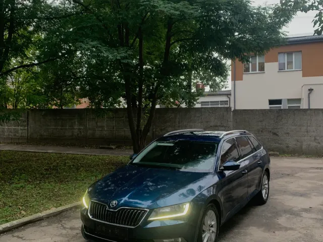 Skoda Superb - фото 3