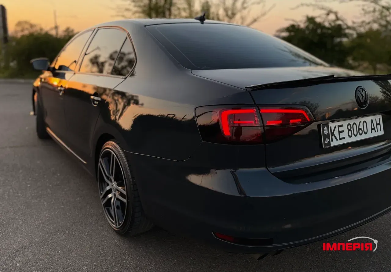 Volkswagen Jetta - фото 23