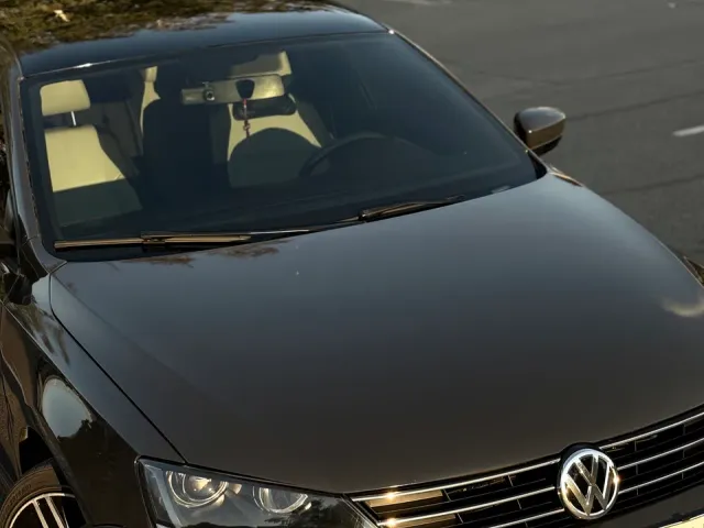 Volkswagen Jetta - фото 5