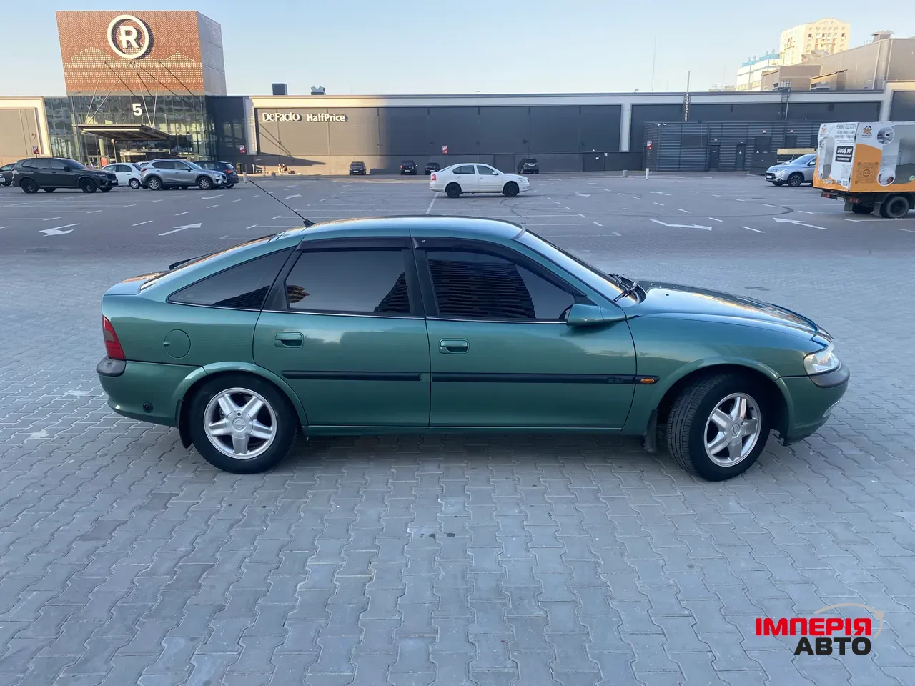 Opel Vectra - фото 8