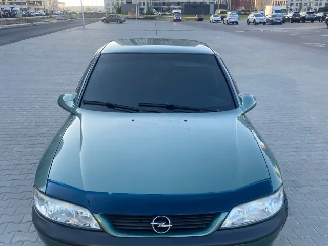 Opel Vectra - фото 3