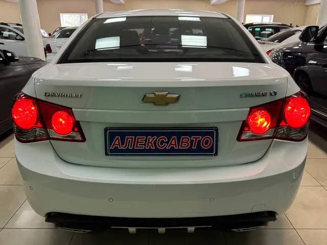Chevrolet Cruze - фото 2