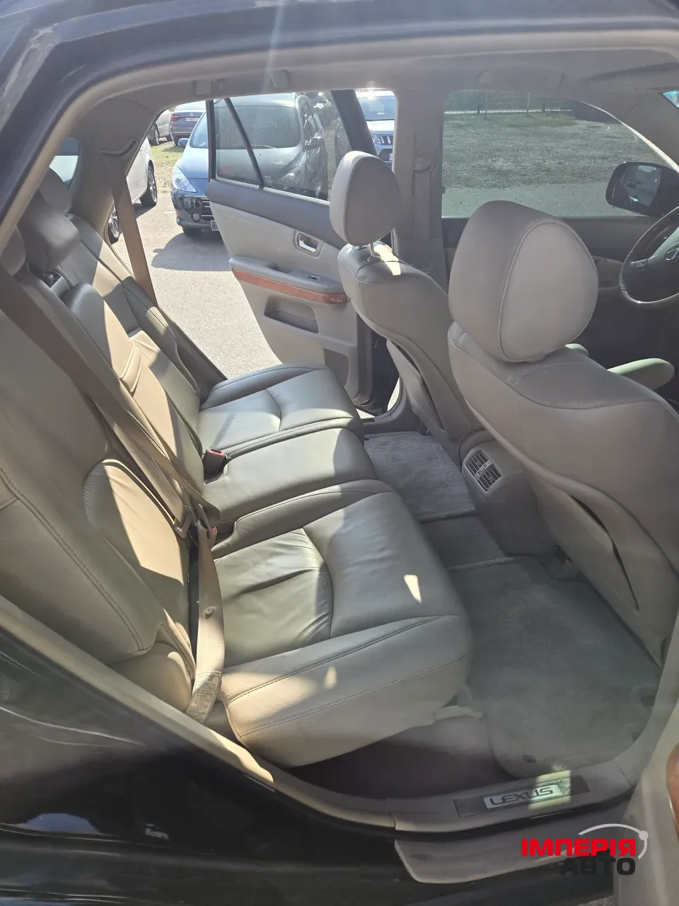 Lexus RX - фото 15