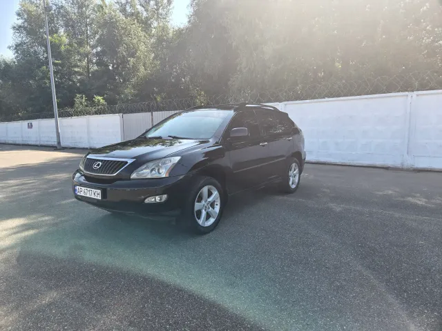 Lexus RX - фото 1