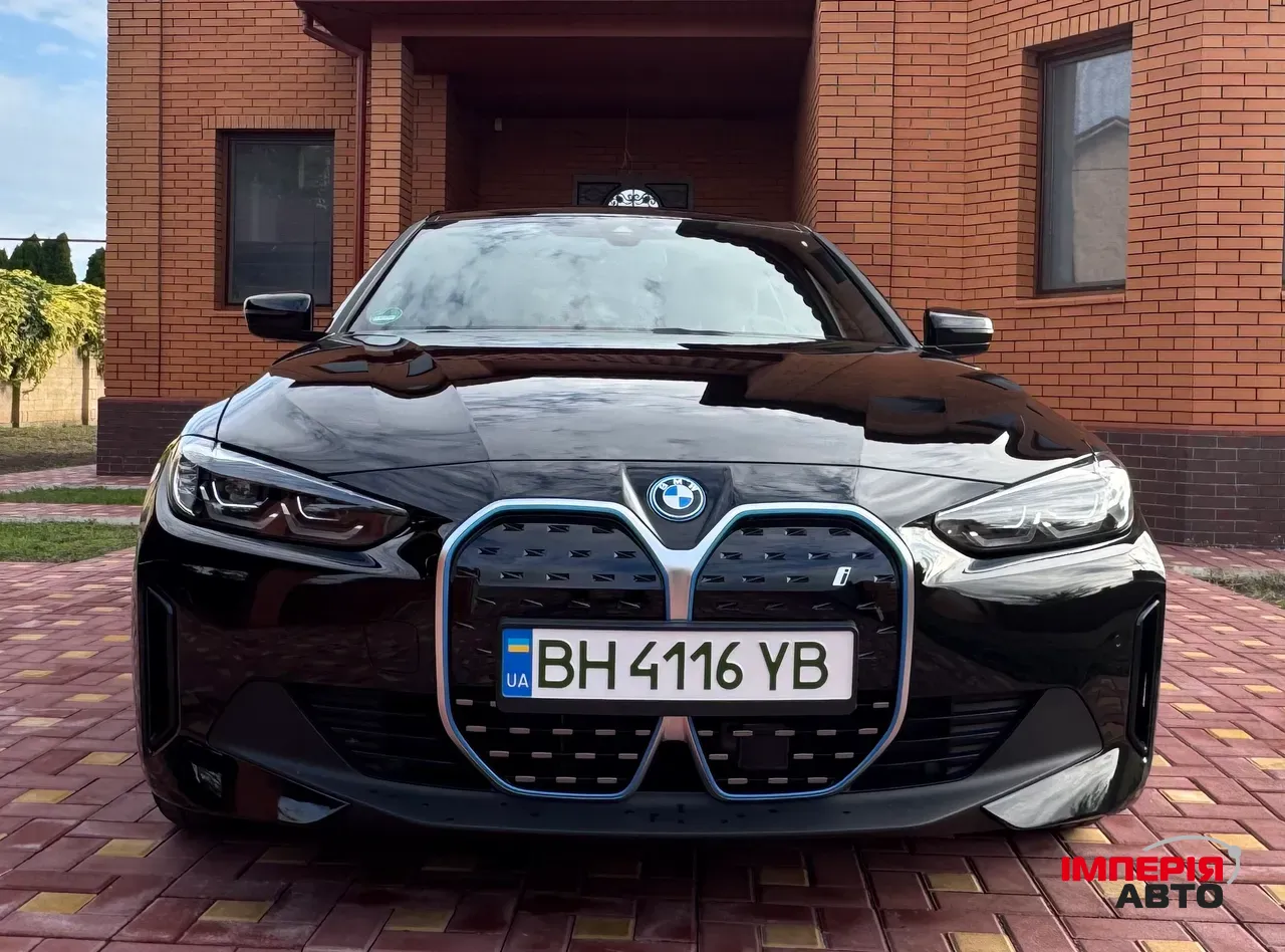 BMW i4 - фото 18