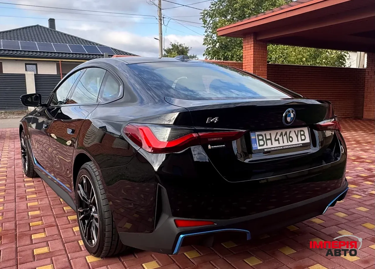 BMW i4 - фото 11