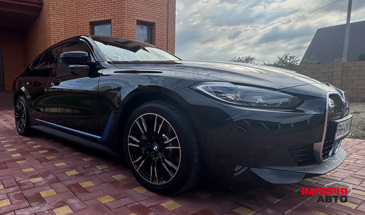 BMW i4 - фото 19