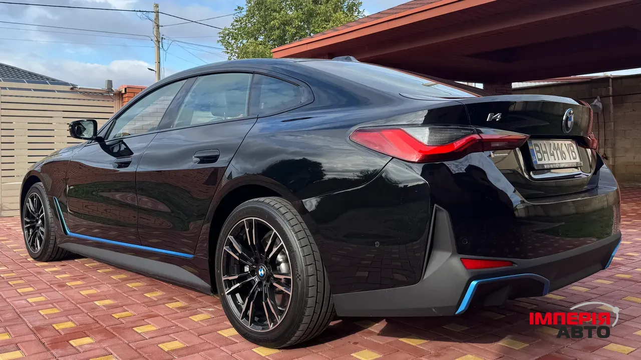 BMW i4 - фото 15