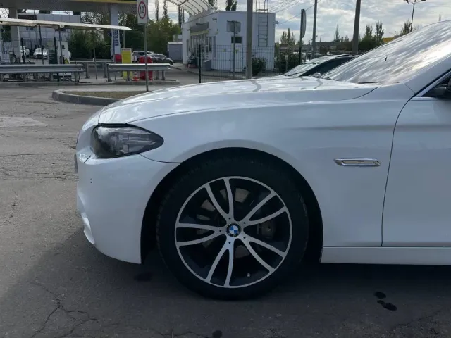 BMW 5 серії - фото 4