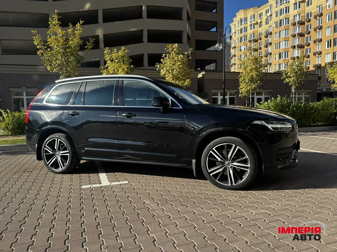 Volvo XC90 - фото 3