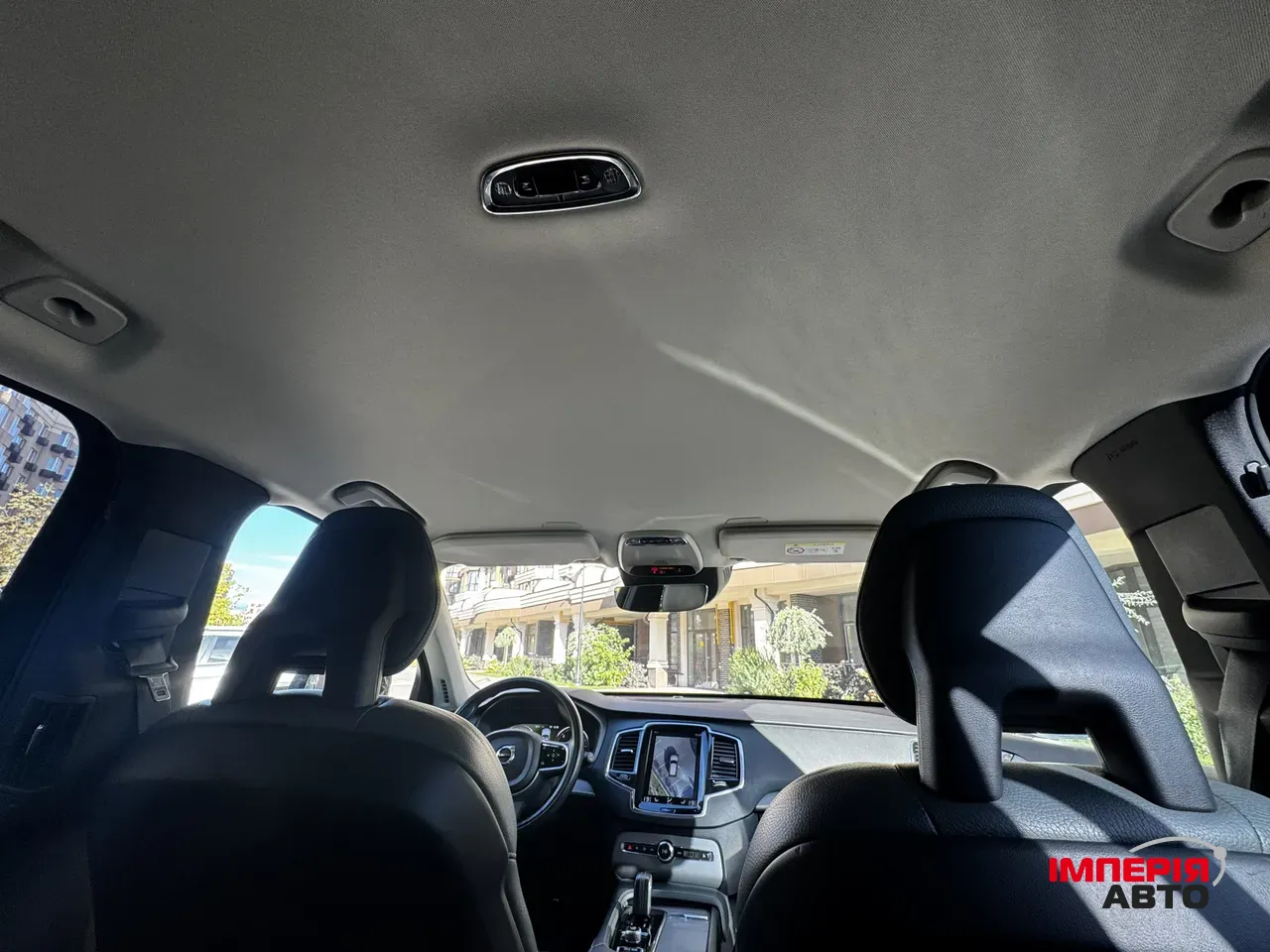 Volvo XC90 - фото 17