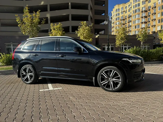 Volvo XC90 - фото 3
