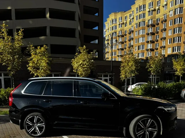 Volvo XC90 - фото 4