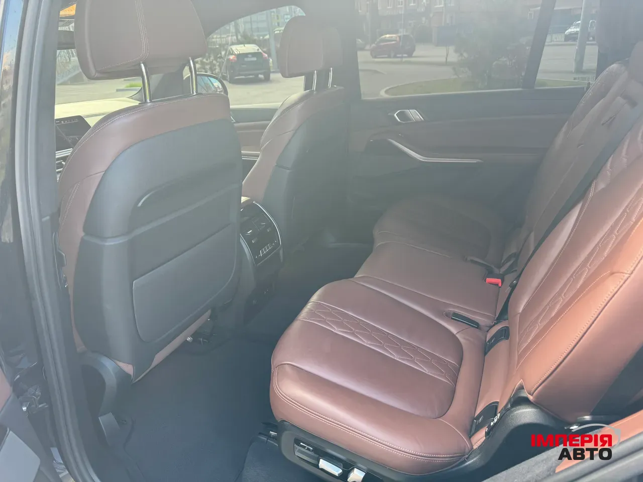 BMW X7 - фото 12