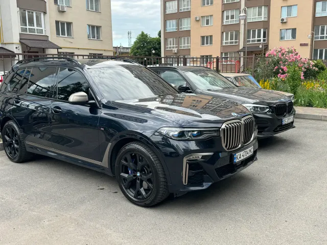 BMW X7 - фото 4