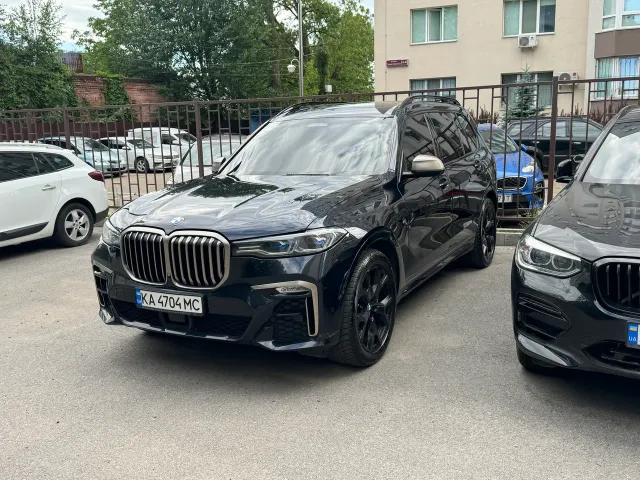 BMW X7 - фото 5