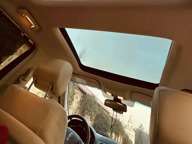 Lincoln MKT - фото 4
