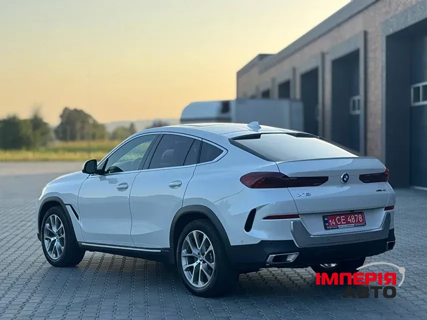 BMW X6 - фото 5